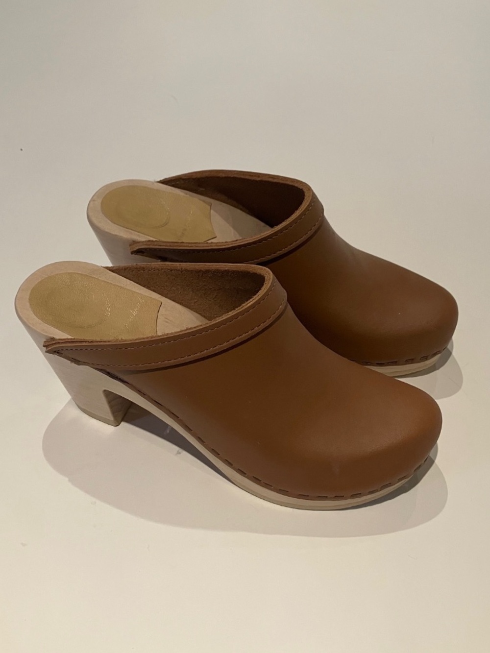No.6 Old School Clog on High Heel in Palomino